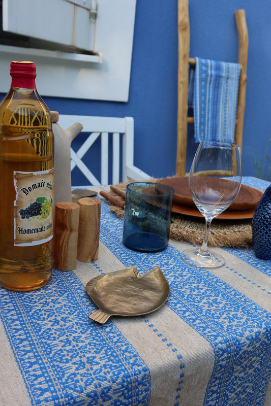 Handgewebte Ethno Tischdecke „Ante“ Blau Sand – Kroatien