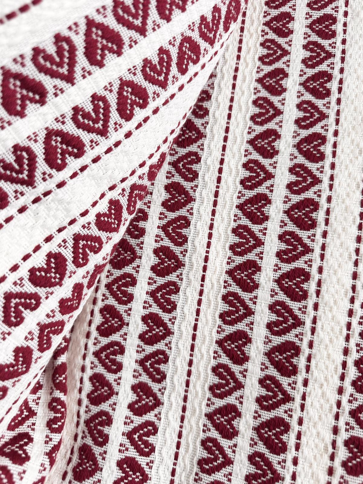 Handgewebte Tischdecke Weinrot – Srce Design aus Kroatien
