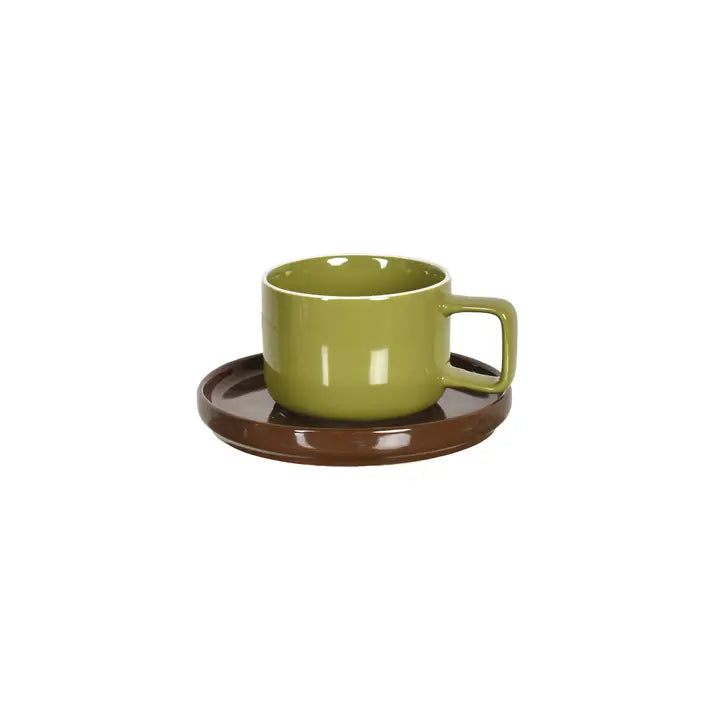 Tasse mit Unterteller aus Keramik – Oliv