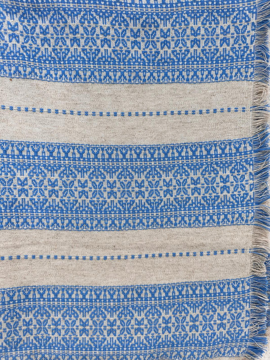 Handgewebte Ethno Tischdecke „Ante“ Blau Sand – Kroatien