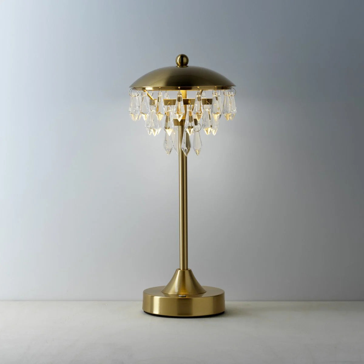 Chandelette LED Tischleuchte in Goldoptik | Bazar Bizar