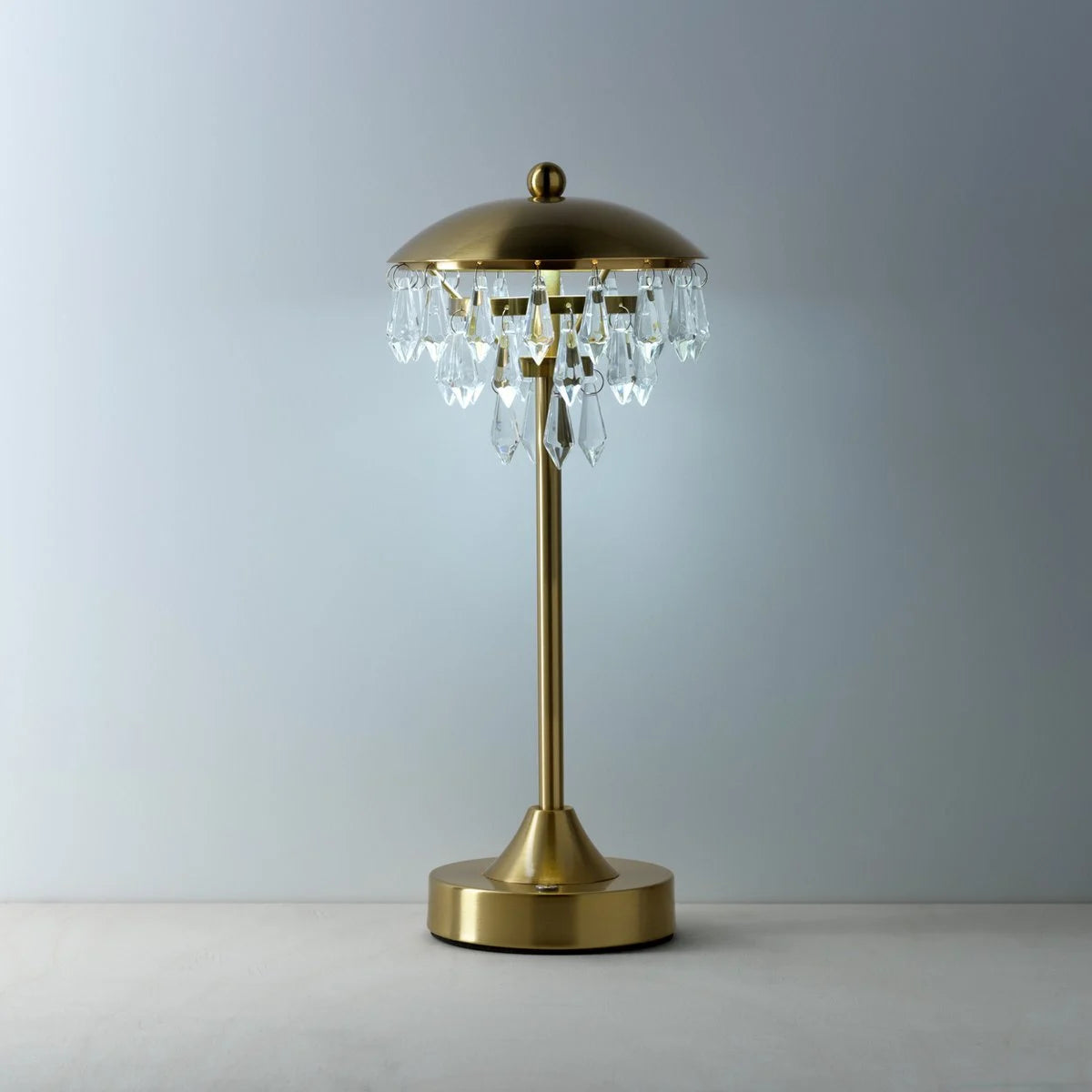 Chandelette LED Tischleuchte in Goldoptik | Bazar Bizar
