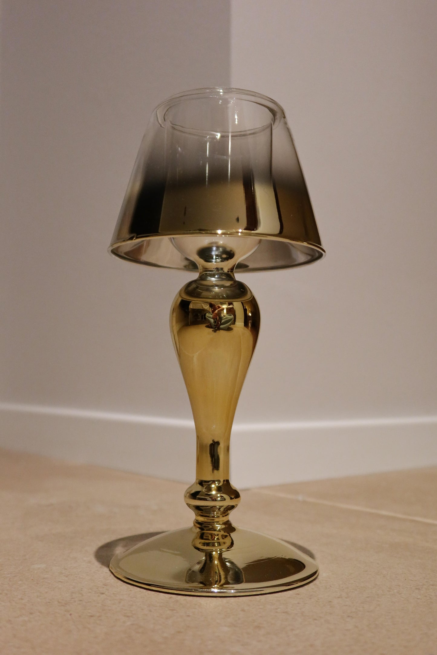 Goldener Glas-Kerzenhalter auf Sockel 25 cm – Istrien