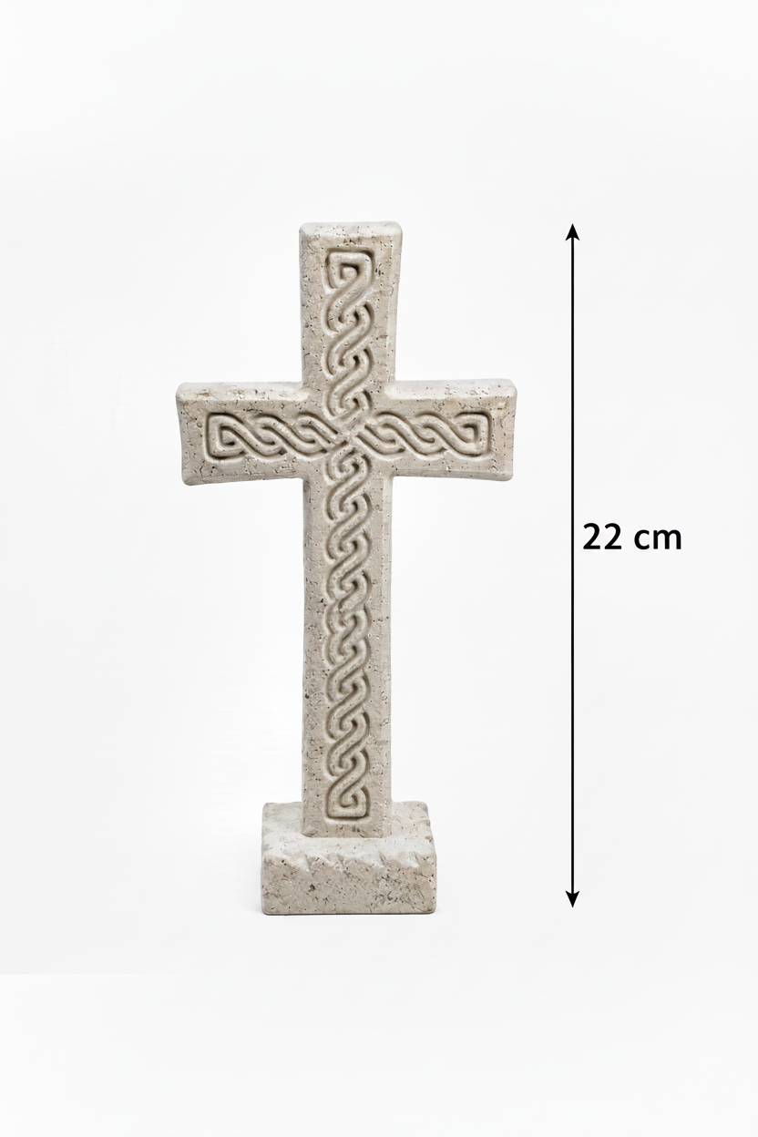 Steinkreuz aus Brač-Stein – gerade Form mit Standfuß | 22 cm