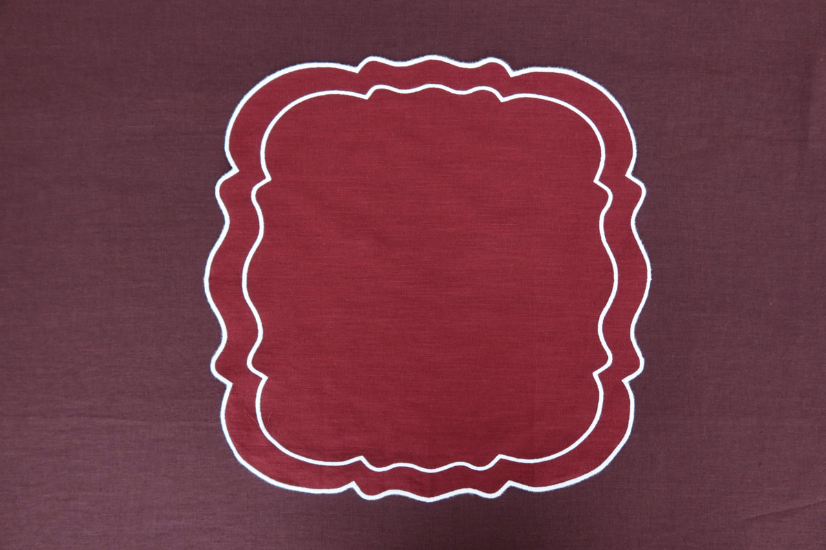 Leinen-Stoffserviette Clou – Bordeaux mit Weiß, 45 × 45 cm