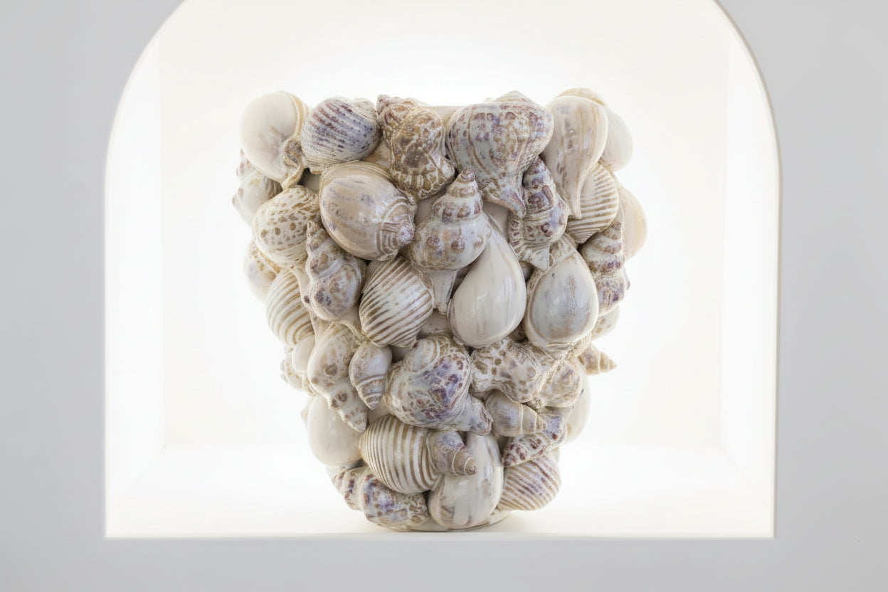 Deko Vase Muscheln Weiß aus Steingut – große Keramikvase | WERNS®