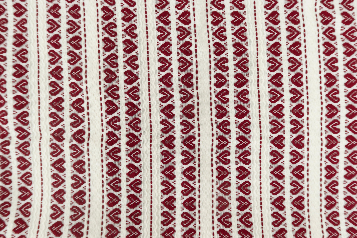 Handgewebte Tischdecke Weinrot – Srce Design aus Kroatien