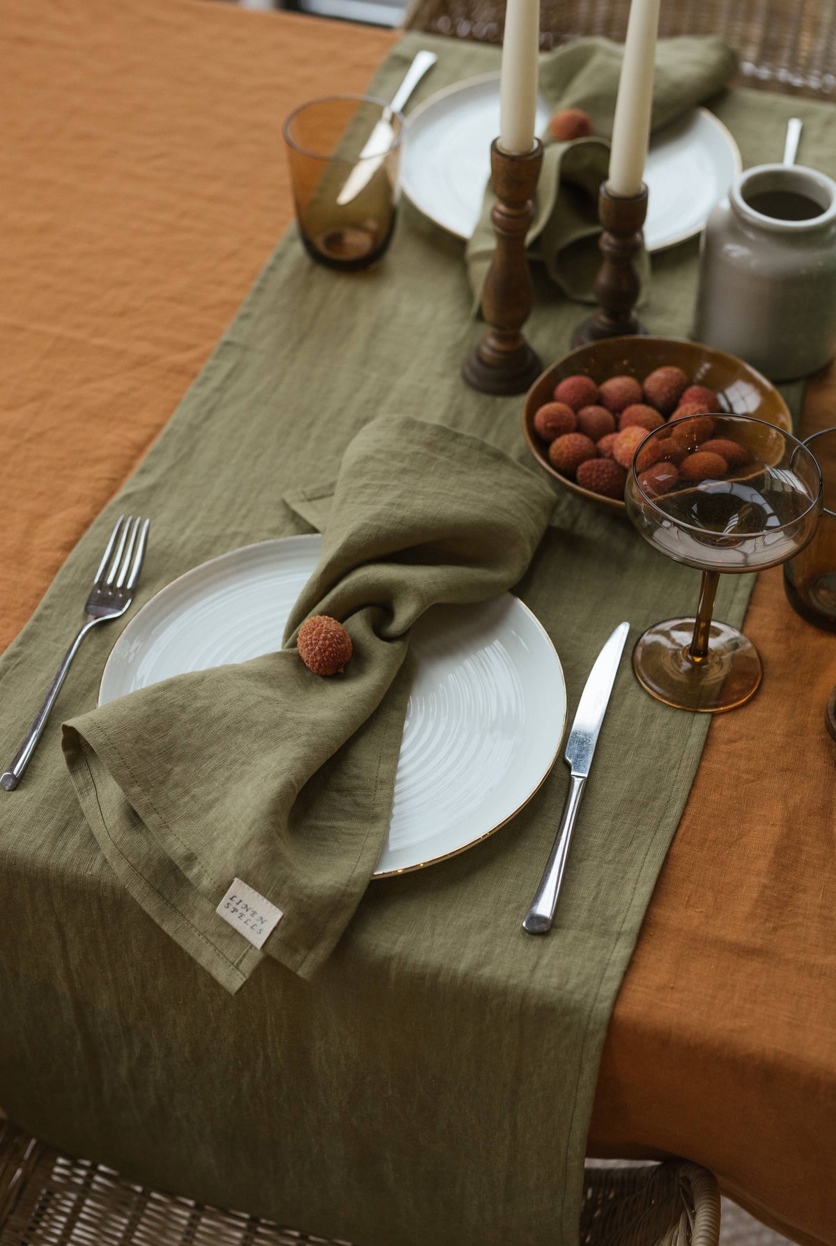 Leinenservietten „Austėja“ Oliv – 2er-Set | 40 × 40 cm