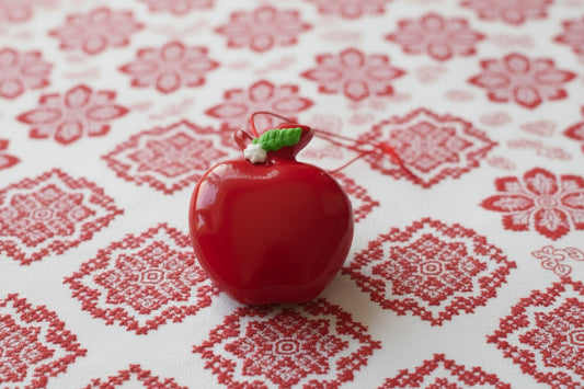 Licitar Apfel– Christbaumschmuck aus Kroatien, 2er-Set