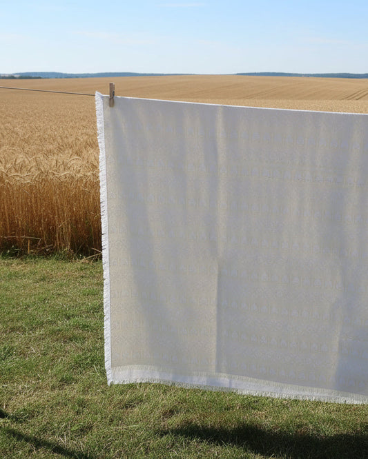 Handgewebte Tischdecke Beige – Srce Design aus Kroatien